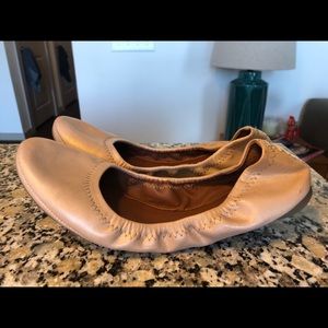 Lucky Brand Emmie Flats Size 8
